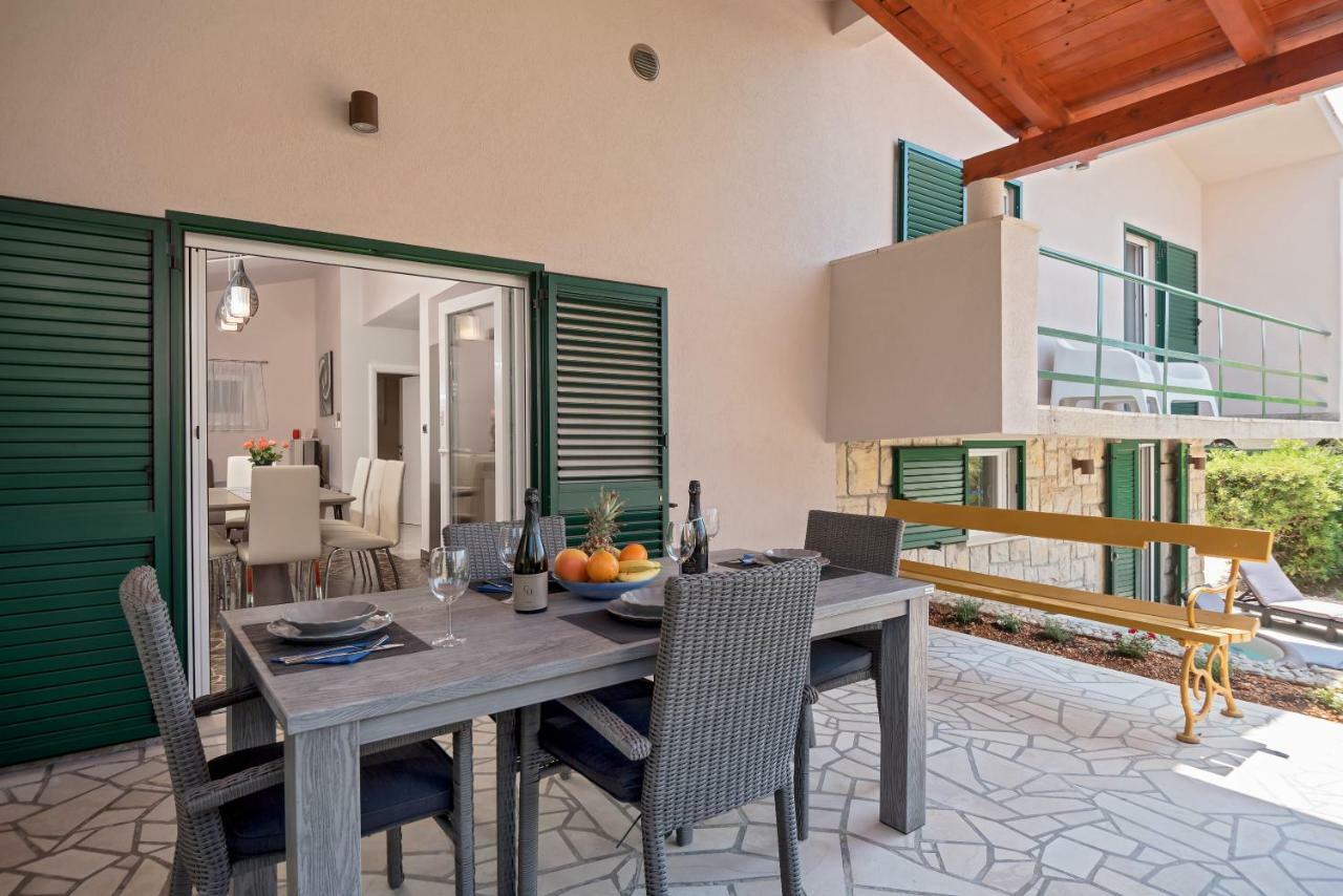 Villa Bandic บาชกาโวดา ภายนอก รูปภาพ