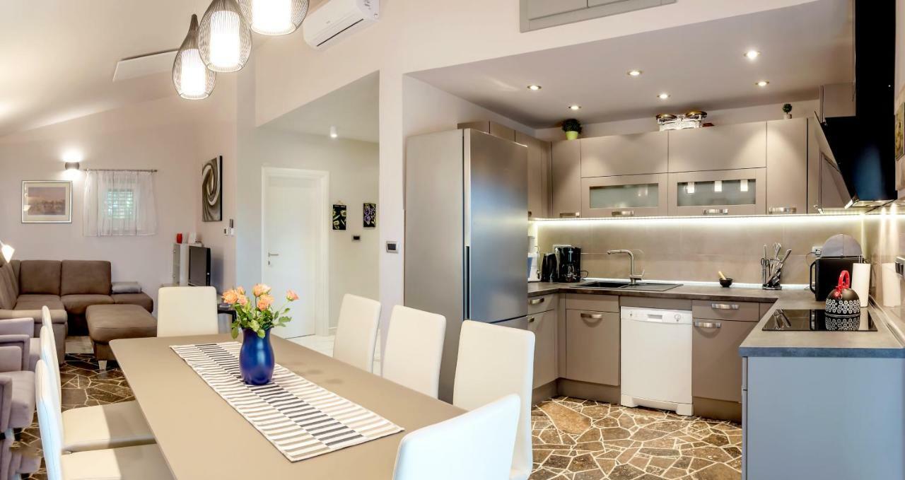Villa Bandic บาชกาโวดา ภายนอก รูปภาพ