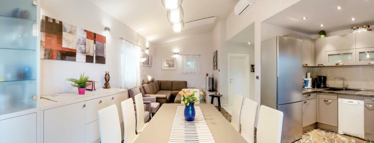 Villa Bandic บาชกาโวดา ภายนอก รูปภาพ